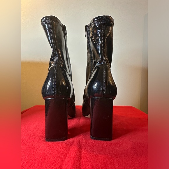 Call it Spring, Tamera high heel booties, size 6 - Picture 4 of 10